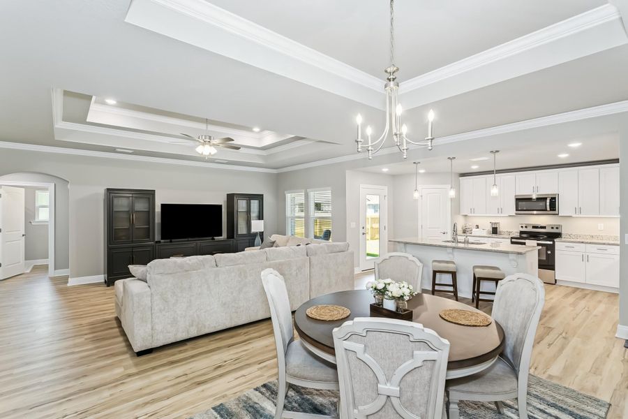 Furnished interior view inside a new home in Buckeyes Landing, Navarre (Image 10).