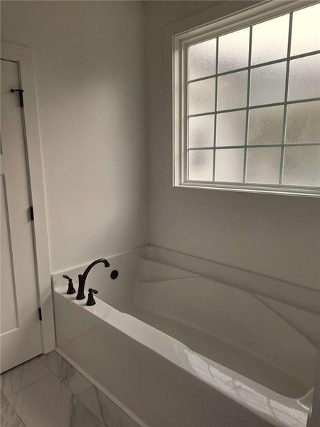 Spacious, unfurnished interior of a new home in , Milledgeville (Image 23).