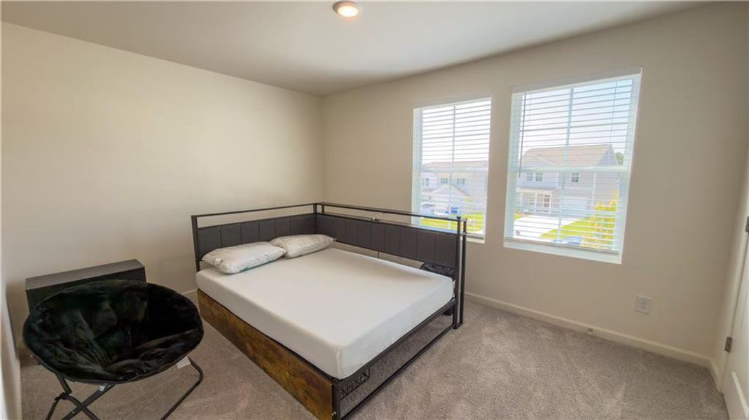 Furnished interior view inside a new home in Kinsale, Macon (Image 14).