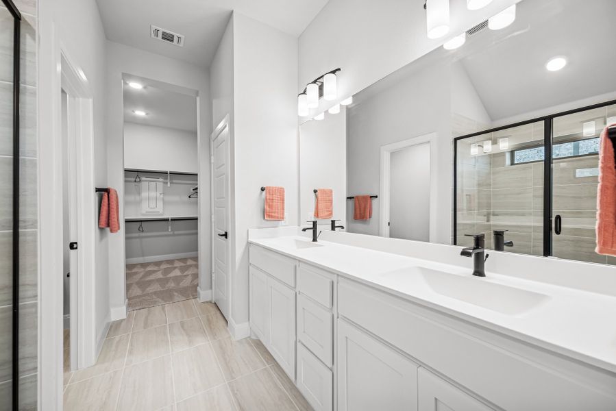 Owner's Bath Owner's Bath