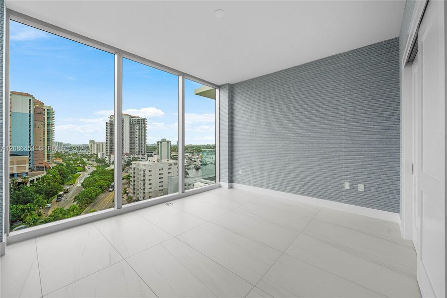 Image 55 of a home in .