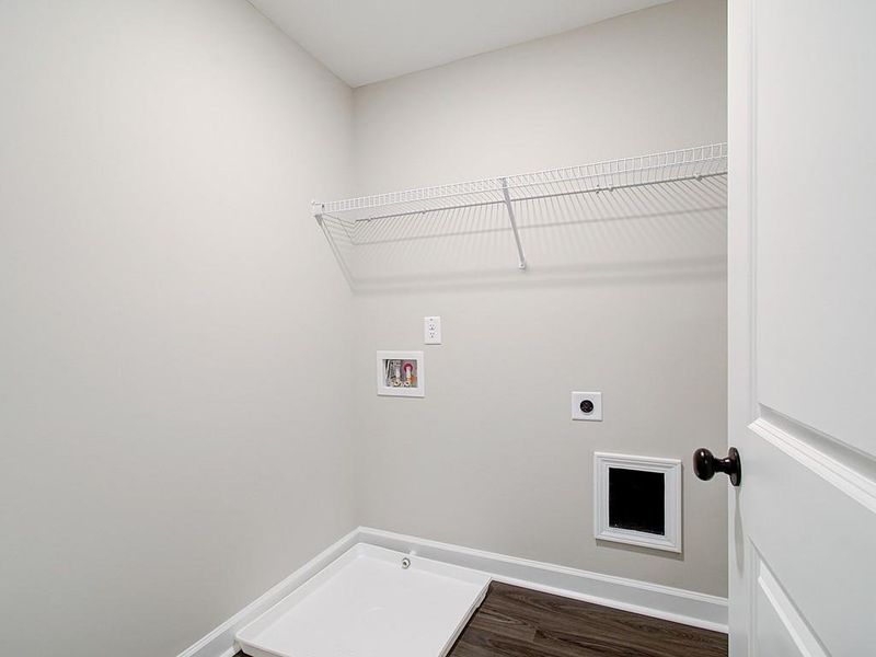 Spacious, unfurnished interior of a new home in Wilkins Walk, Mableton (Image 30).