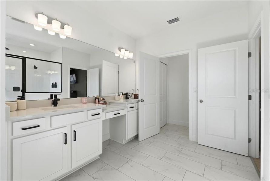 Furnished interior view inside a new home in Hills of Minneola, Minneola (Image 40).