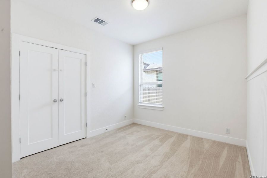 Spacious, unfurnished interior of a new home in Alsatian Oaks, Castroville (Image 18).