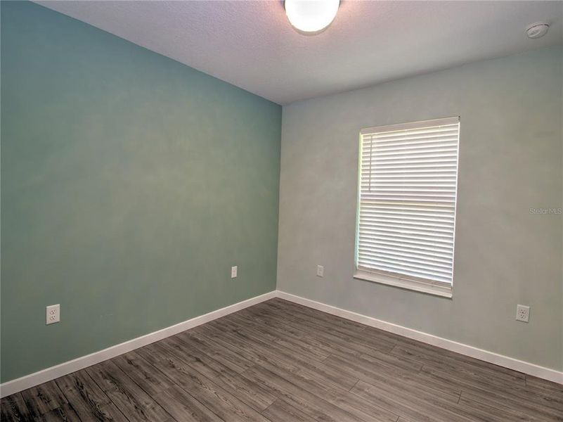 Spacious, unfurnished interior of a new home in , Anthony (Image 44).