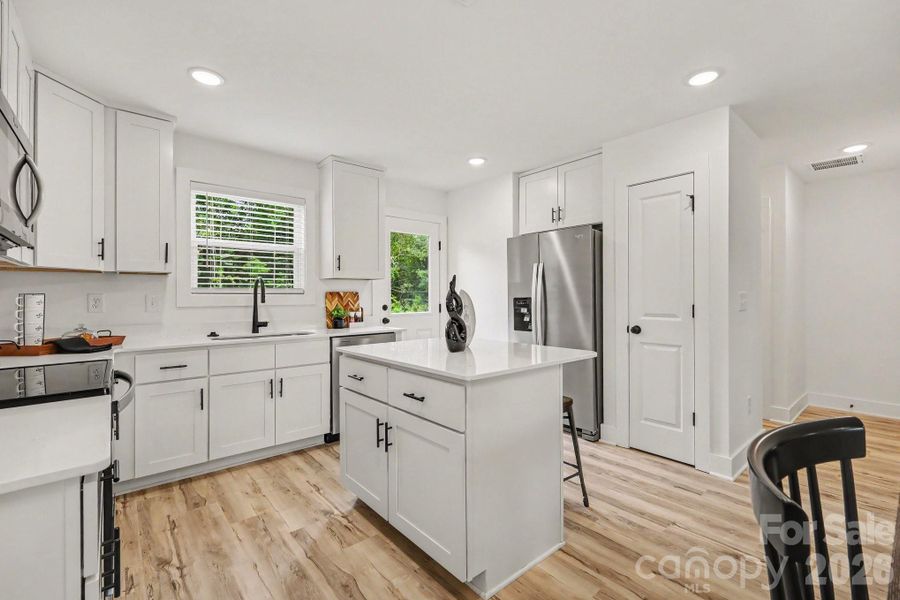 Furnished interior view inside a new home in , Kannapolis (Image 8).