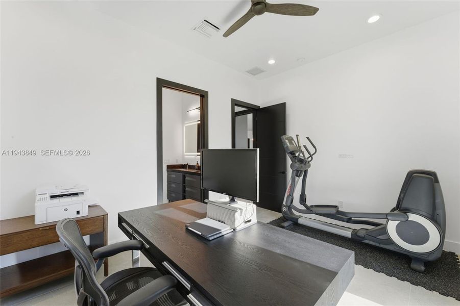 Furnished interior view inside a new home in , Wilton Manors (Image 11).