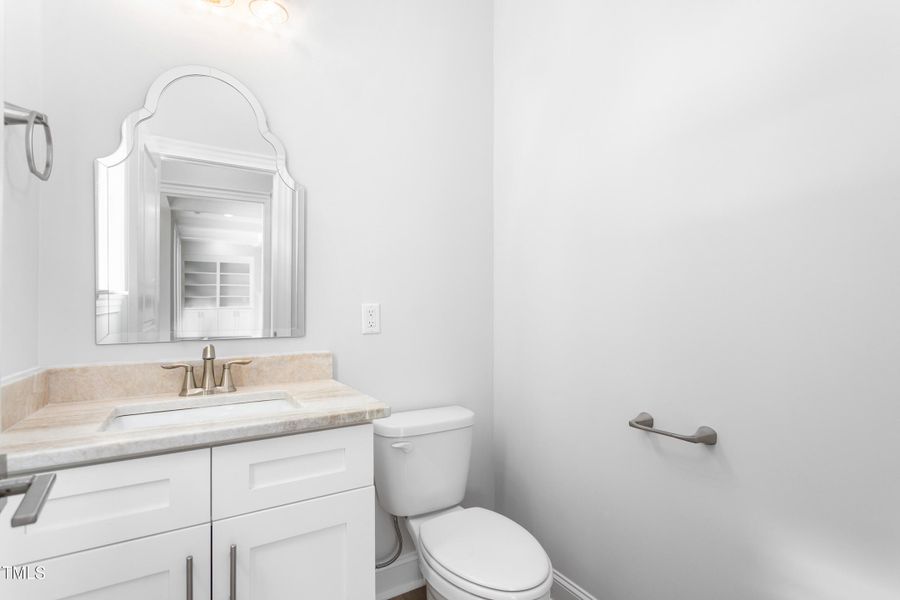 1246 Jamestowne Drive-19