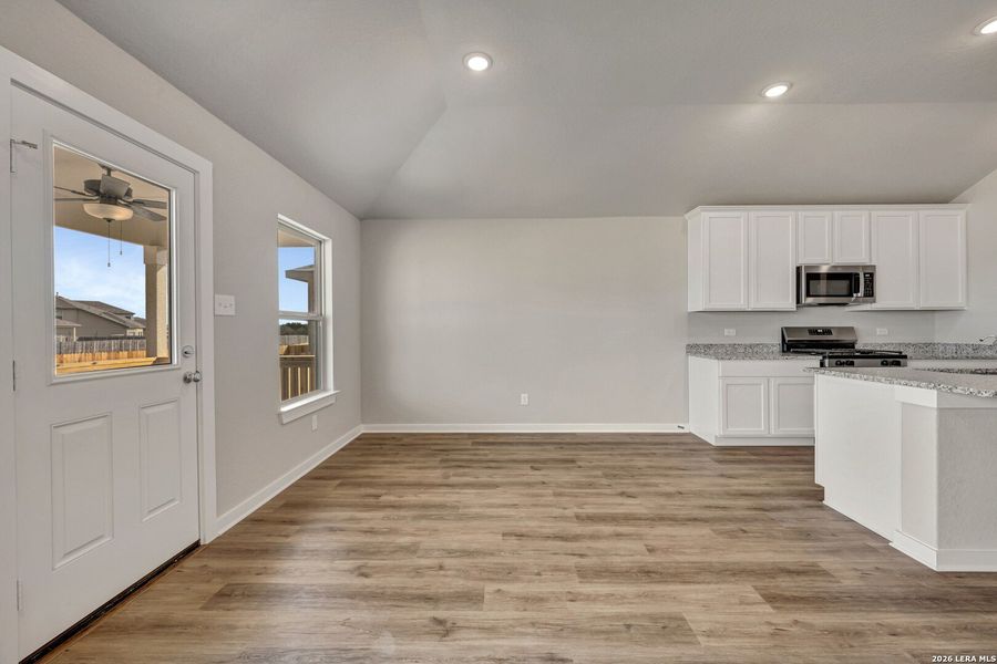 Spacious, unfurnished interior of a new home in Winding Brook, San Antonio (Image 45).