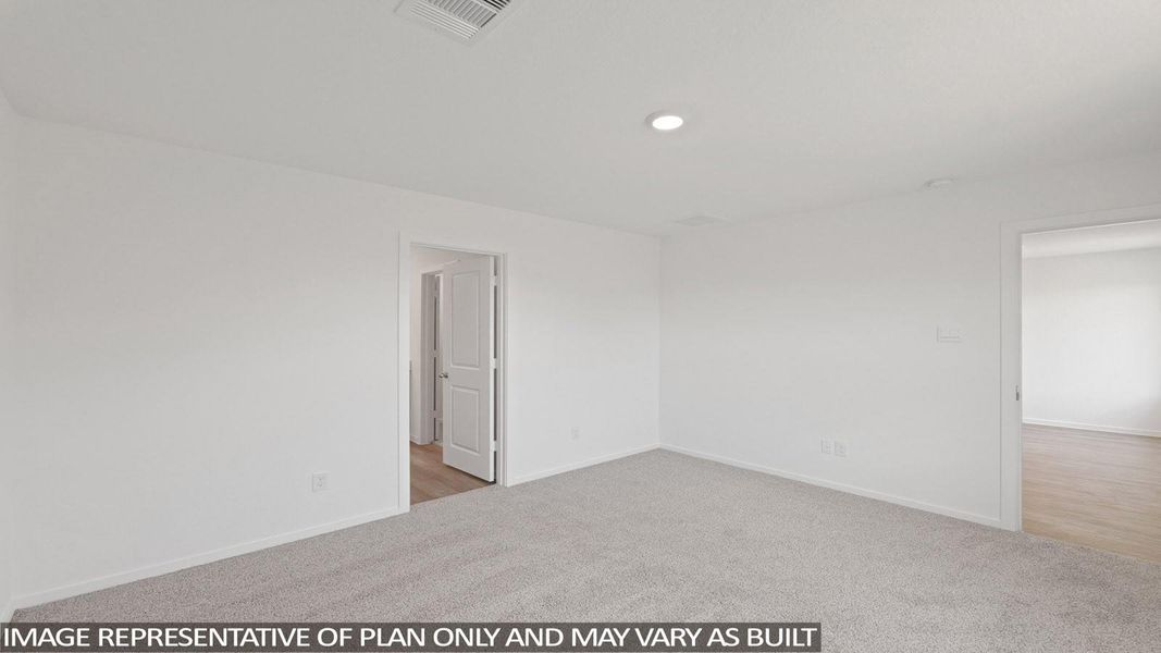 Spacious, unfurnished interior of a new home in Silverthorne, Conroe (Image 16).