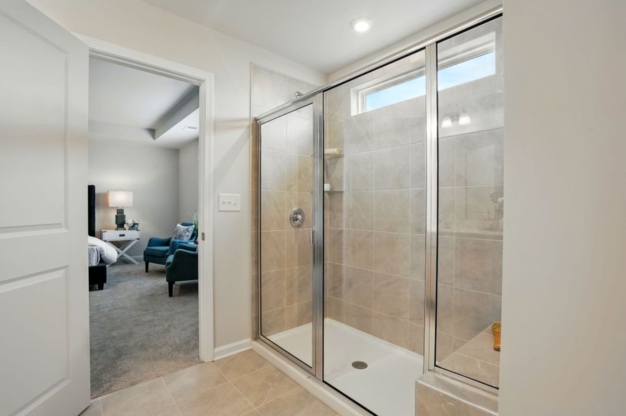 Photo representation of the Shenandoah plan. Colors, finishes and options will vary.