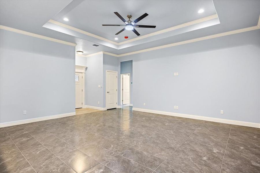 Spacious, unfurnished interior of a new home in , Granbury (Image 30). Spacious, unfurnished interior of a new home in , Granbury (Image 30).