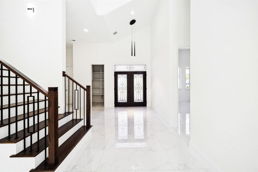 Spacious, unfurnished interior of a new home in , Montgomery (Image 25).