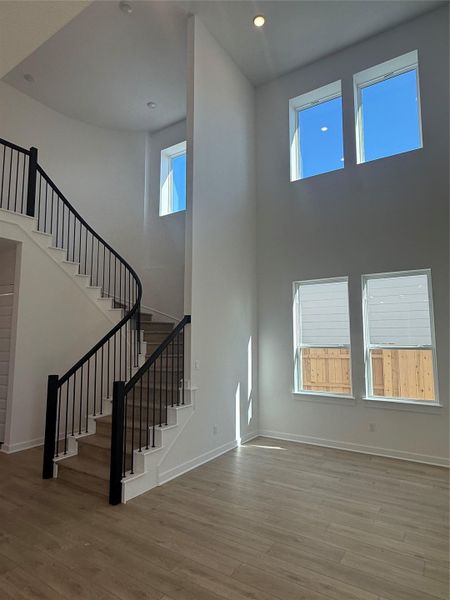 Spacious, unfurnished interior of a new home in Lagos Reserve, Manor (Image 5).
