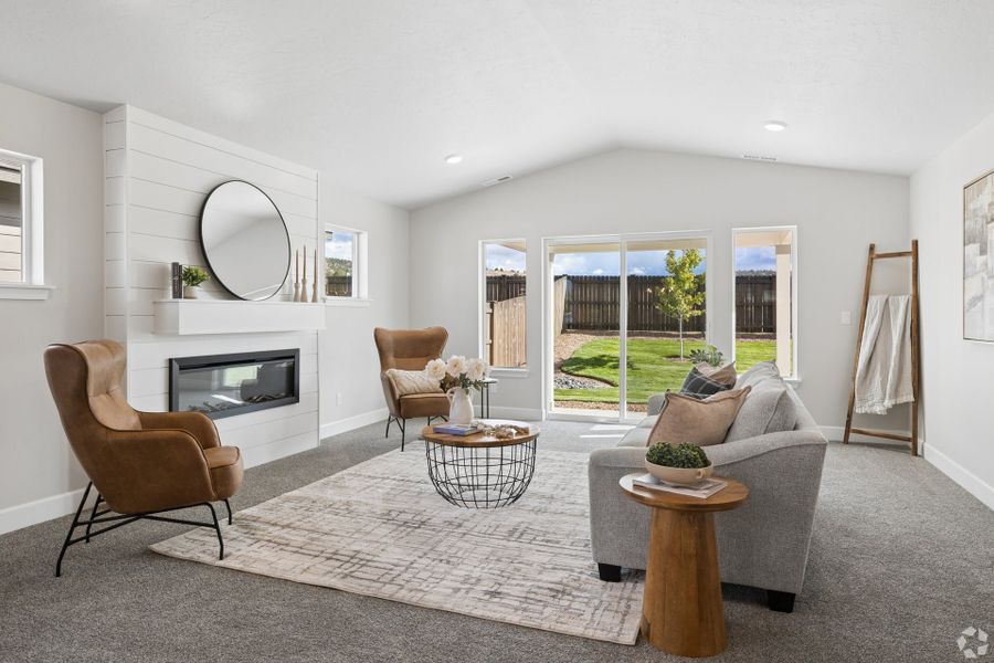Furnished interior view inside a new home in IronHorse, Prineville (Image 9).