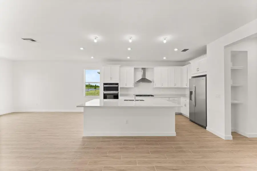 US_SEF_ROWAN_LOT 85_kitchen 2