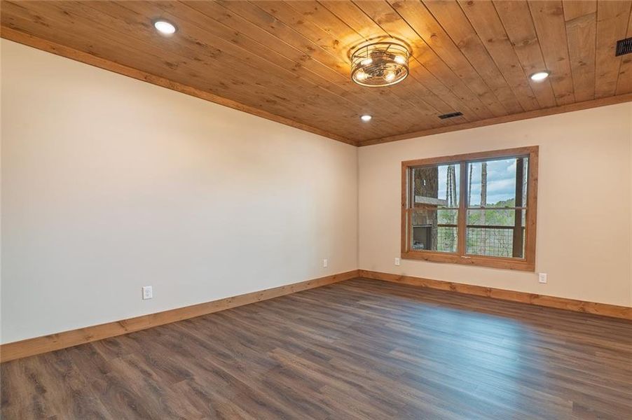 Spacious, unfurnished interior of a new home in , Ellijay (Image 21).