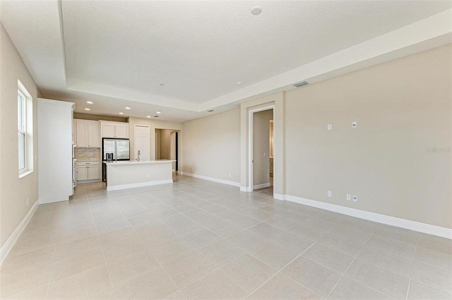 Spacious, unfurnished interior of a new home in Watercolor Place, Bradenton (Image 30). Spacious, unfurnished interior of a new home in Watercolor Place, Bradenton (Image 30).