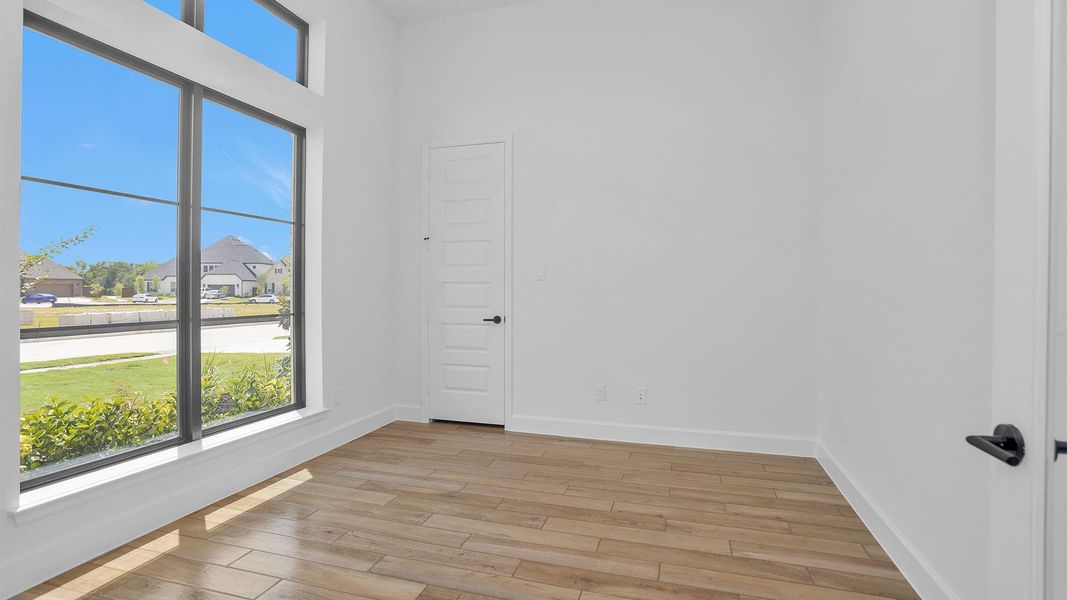 Spacious, unfurnished interior of a new home in Meridiana 70', Manvel (Image 7). Spacious, unfurnished interior of a new home in Meridiana 70', Manvel (Image 7).