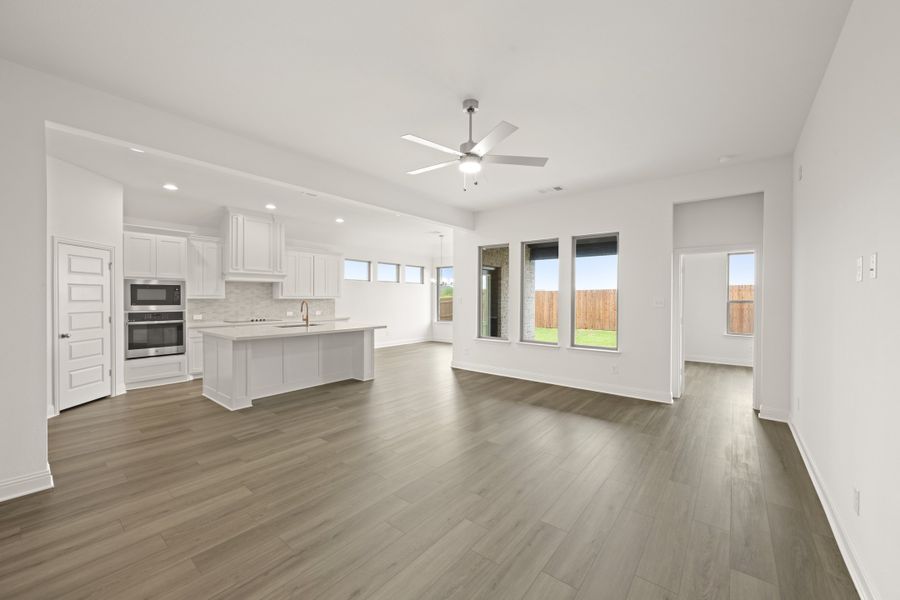 Spacious, unfurnished interior of a new home in Vista Point, Grandview (Image 21). Spacious, unfurnished interior of a new home in Vista Point, Grandview (Image 21).
