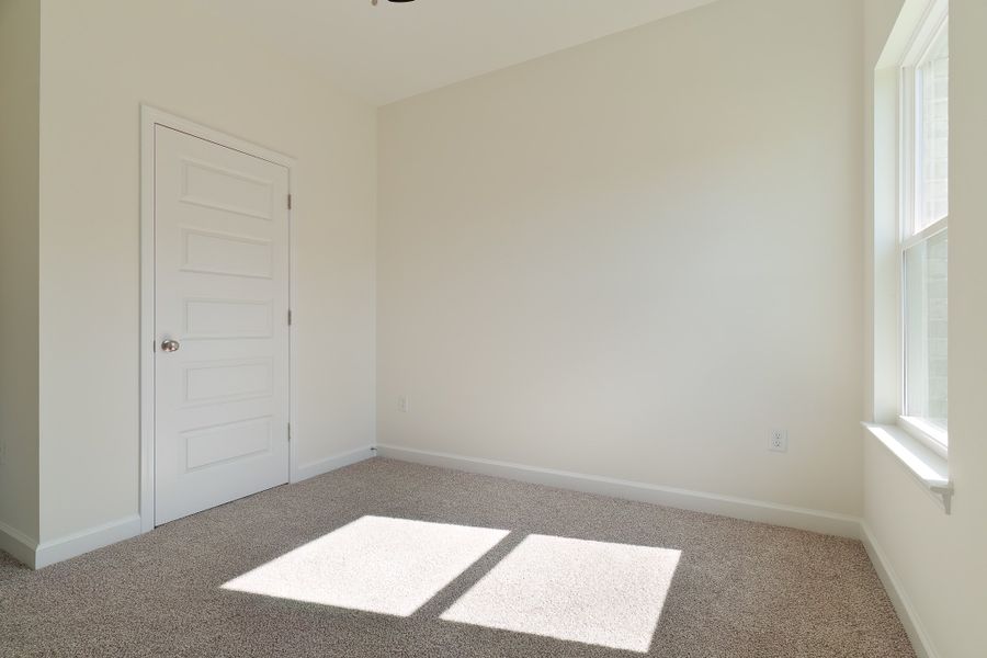 Representative unfurnished interior of a home built from the Maybell I by CJL Homes in Oak Hollow, Crestview (Image 22).