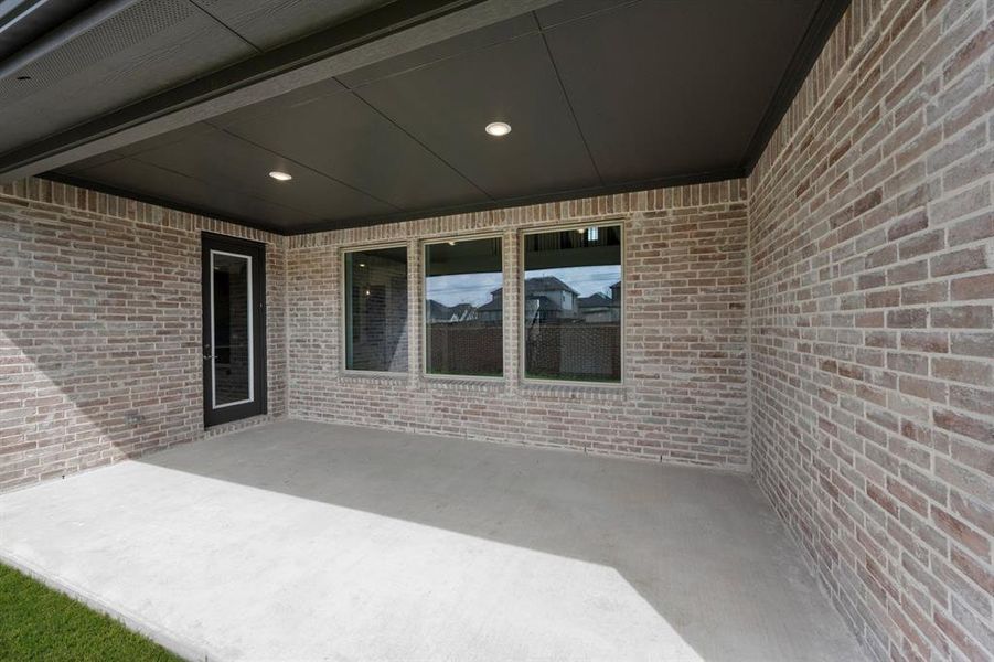 719 Bluestem- Back-3