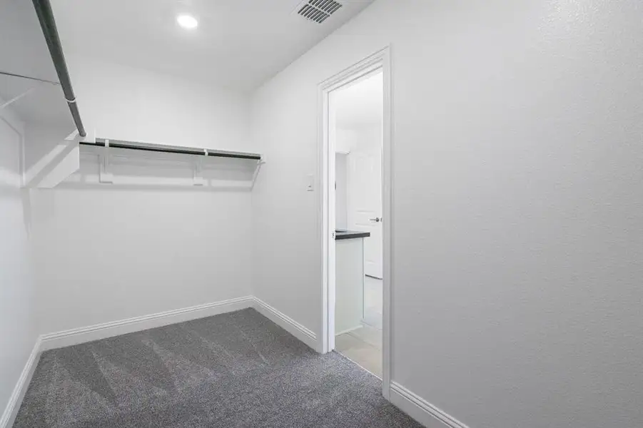 Spacious, unfurnished interior of a new home in Cross Creek Meadows 40s, Celina (Image 13). Spacious, unfurnished interior of a new home in Cross Creek Meadows 40s, Celina (Image 13).