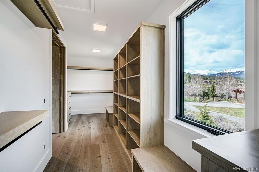 Image 44 of a home in .