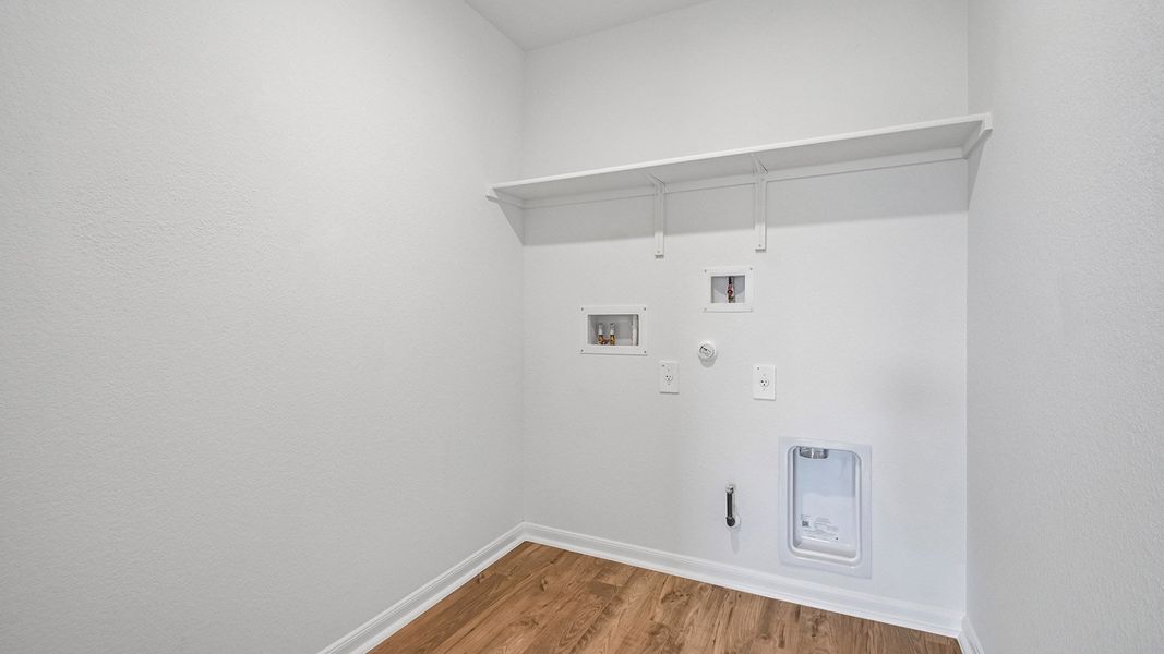 Spacious, unfurnished interior of a new home in Prairie Lakes, Buda (Image 33).