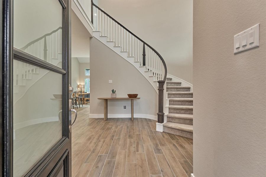 Spacious, unfurnished interior of a new home in Woodforest 50′, Montgomery (Image 20).