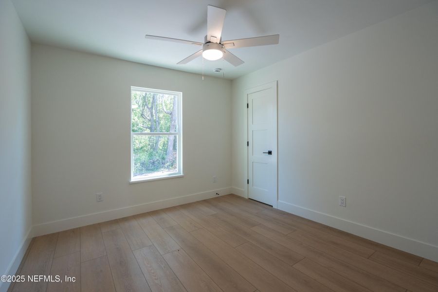 Spacious, unfurnished interior of a new home in , St. Augustine (Image 27).