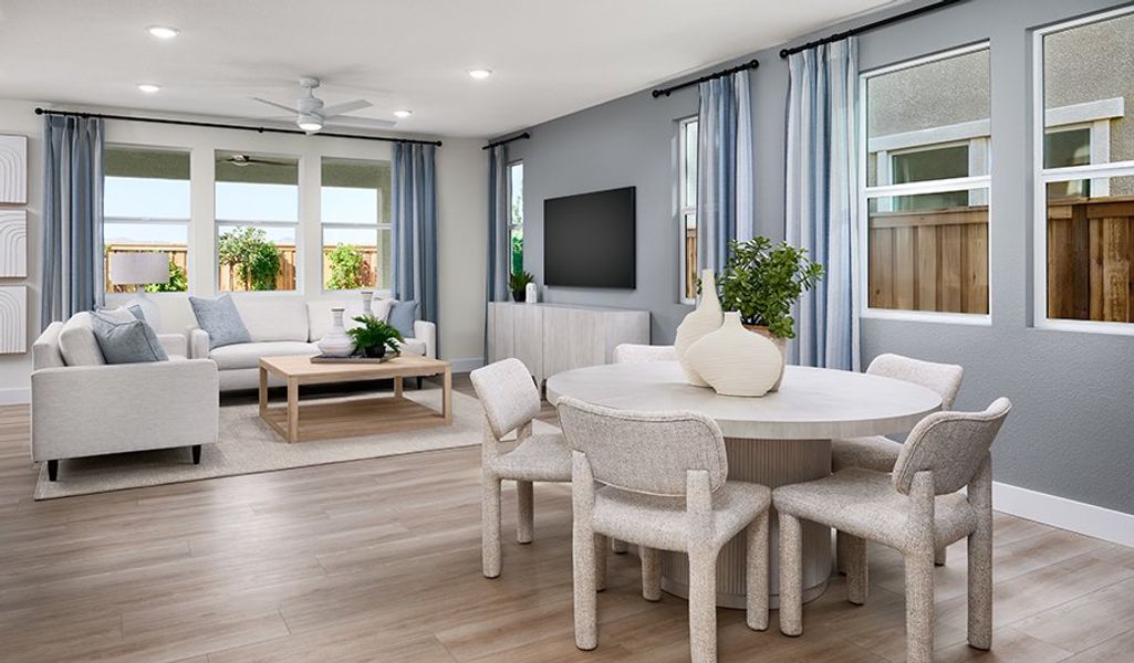 Foster-N598-BellezaatLakeview Dining Area Foster-N598-BellezaatLakeview Dining Area