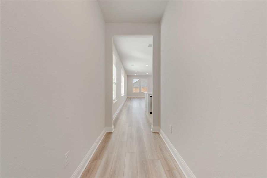 Spacious, unfurnished interior of a new home in Walden Pond, Forney (Image 21).