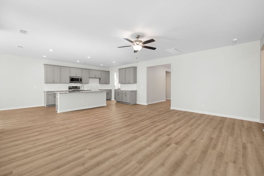 Spacious, unfurnished interior of a new home in Savannah Highlands, Savannah (Image 20).