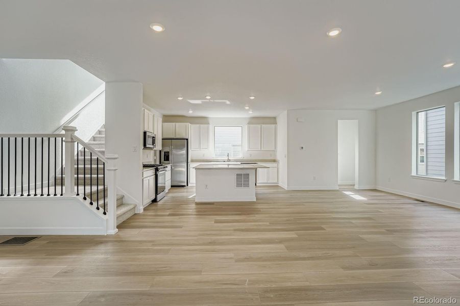 Spacious, unfurnished interior of a new home in Red Rocks Ranch: The Skyline Collection, Morrison (Image 7).