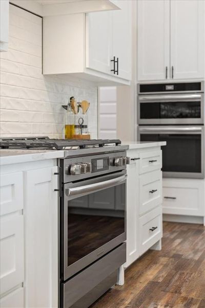 Furnished interior view inside a new home in , Waco (Image 14).