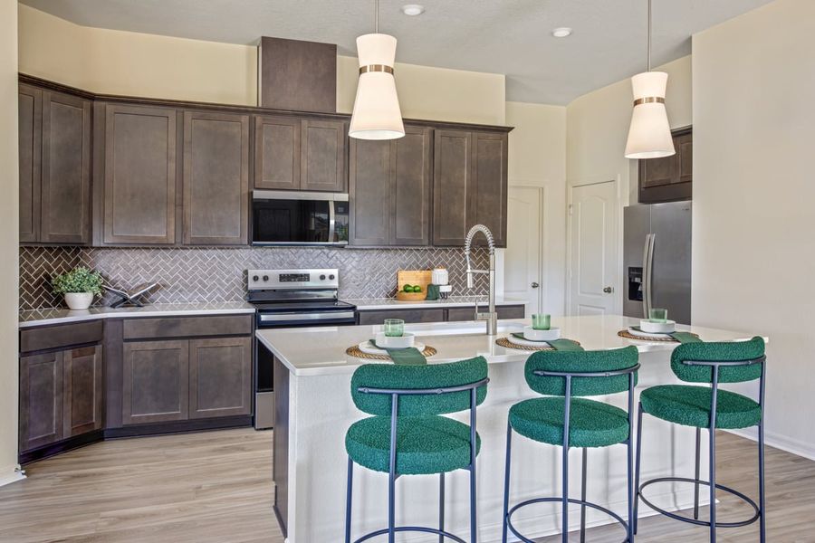 Representative furnished interior of a home built from the 1662 Modeled by KB Home in The Shores II, St. Cloud (Image 6).