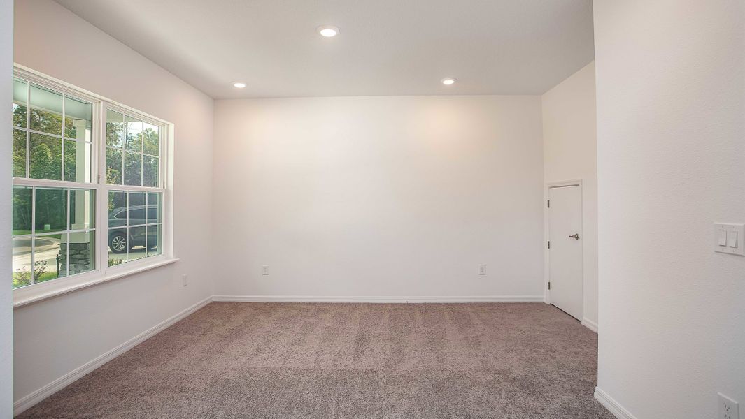Spacious, unfurnished interior of a new home in Enclave At Seminole Palms, Palm Coast (Image 71). Spacious, unfurnished interior of a new home in Enclave At Seminole Palms, Palm Coast (Image 71).
