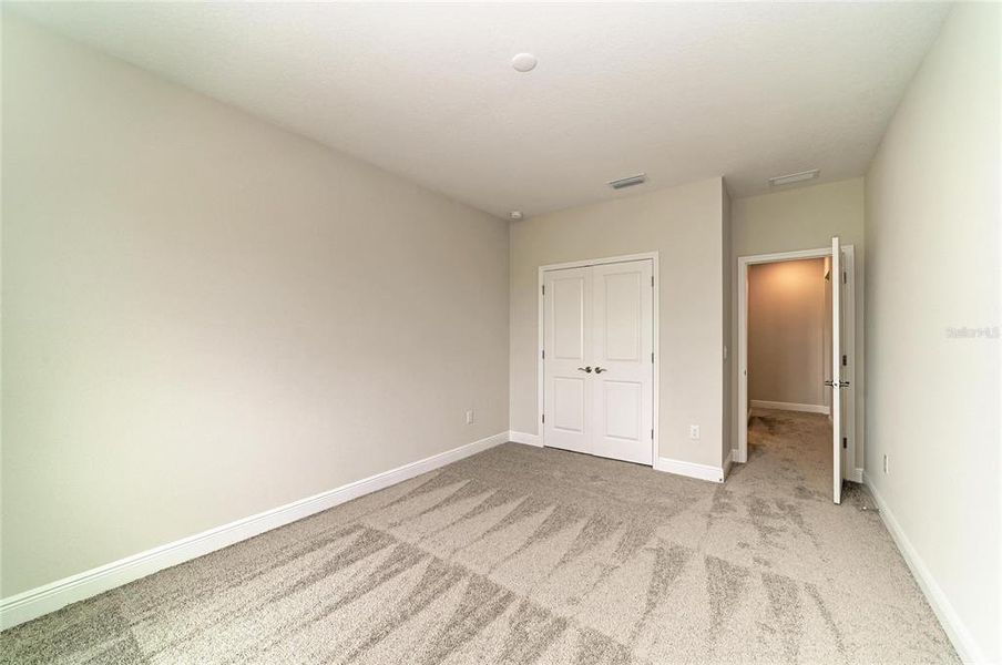 Spacious, unfurnished interior of a new home in Oakfield, Parrish (Image 38).
