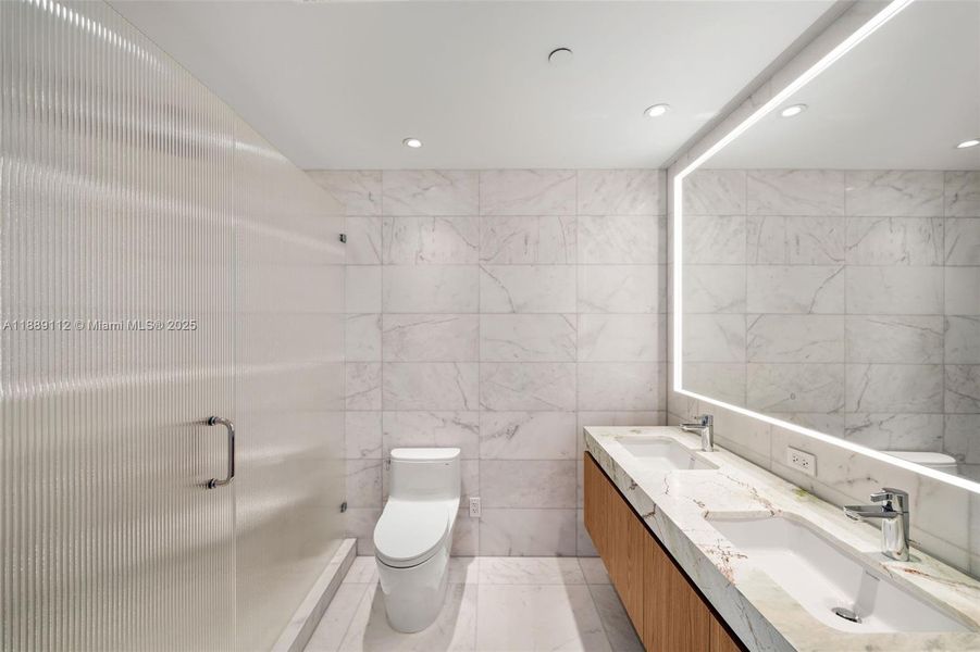 Furnished interior view inside a new home in , Miami Beach (Image 6).