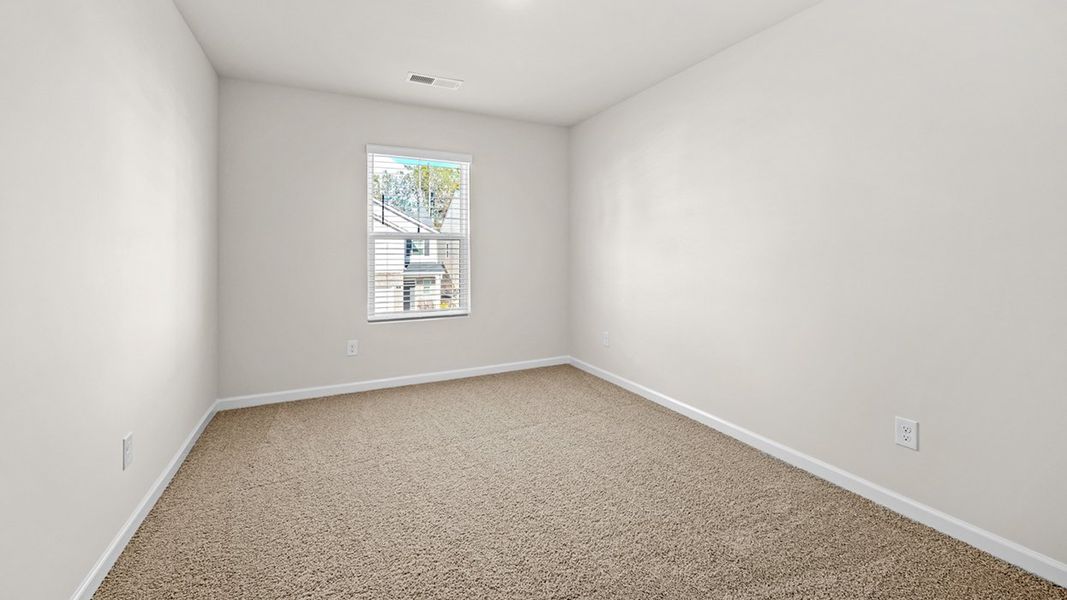 Representative unfurnished interior of a home built from the Edmon by D.R. Horton in Poplar Preserve, Newnan (Image 19).