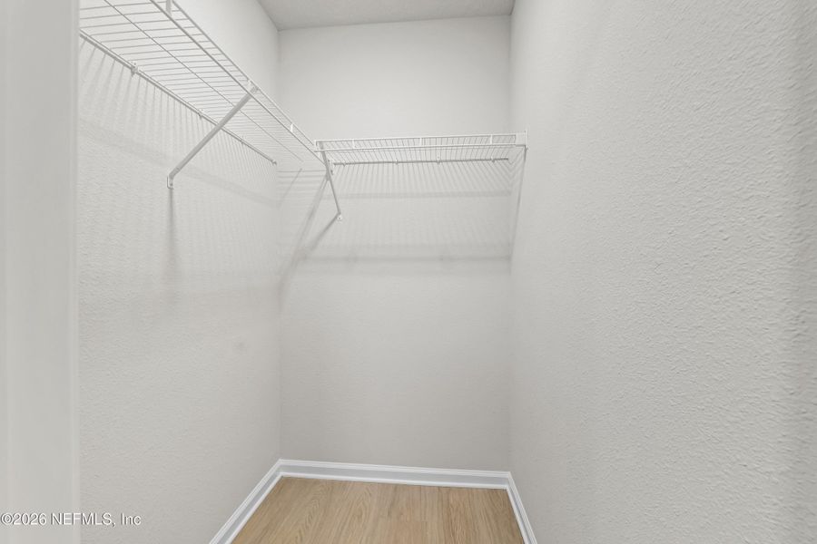 Spacious, unfurnished interior of a new home in , Jacksonville (Image 13).