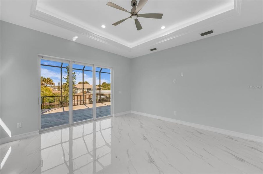 Spacious, unfurnished interior of a new home in , Port Charlotte (Image 52).