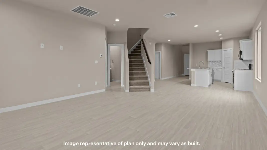 Spacious, unfurnished interior of a new home in Homestead at Parks Bell Ranch, Odessa (Image 12).
