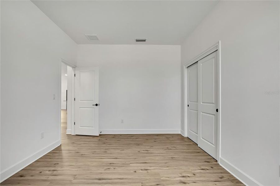 Spacious, unfurnished interior of a new home in , Brooksville (Image 37).