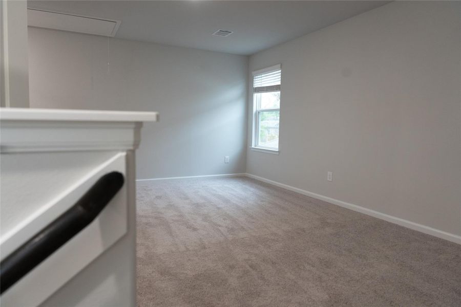 Image 28 of a home in Lakes at Black Oak.