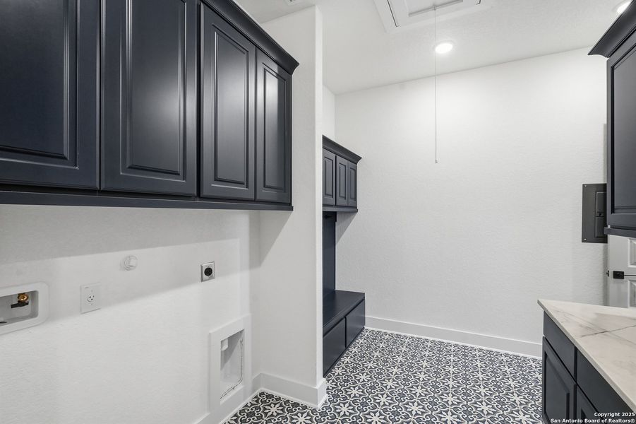 Image 42 of a home in Caliza Reserve. Image 42 of a home in Caliza Reserve.