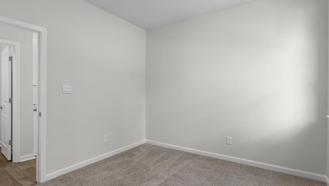 Spacious, unfurnished interior of a new home in The Preserve at Tidewater, Sneads Ferry (Image 19).