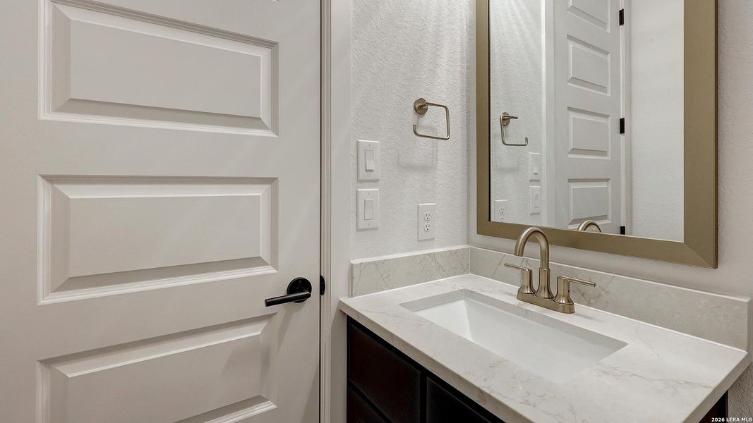 Furnished interior view inside a new home in George's Ranch, Boerne (Image 5).