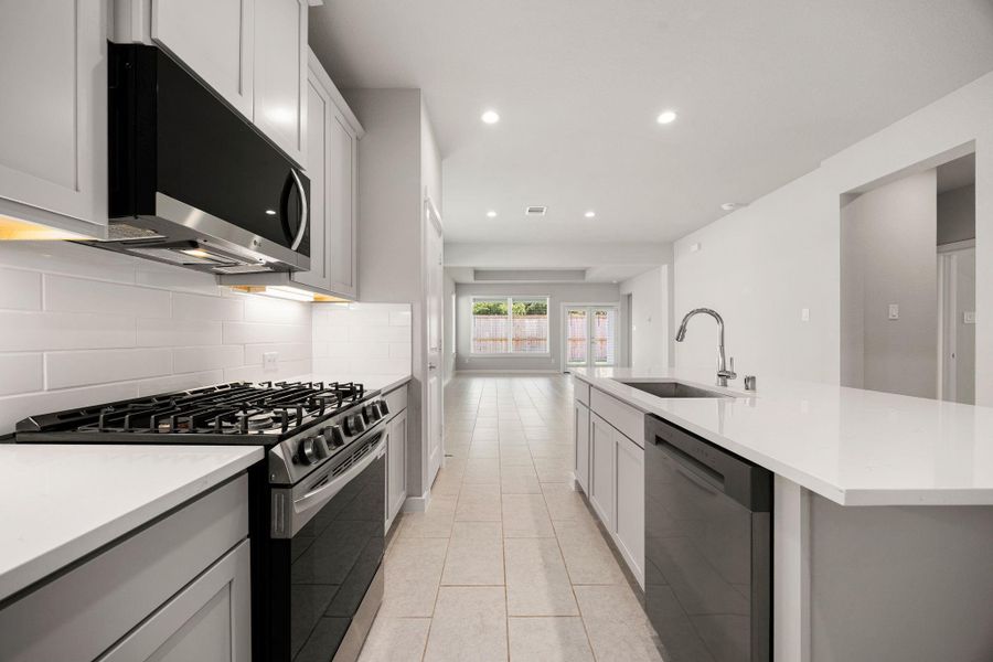 Furnished interior view inside a new home in , Fulshear (Image 9).